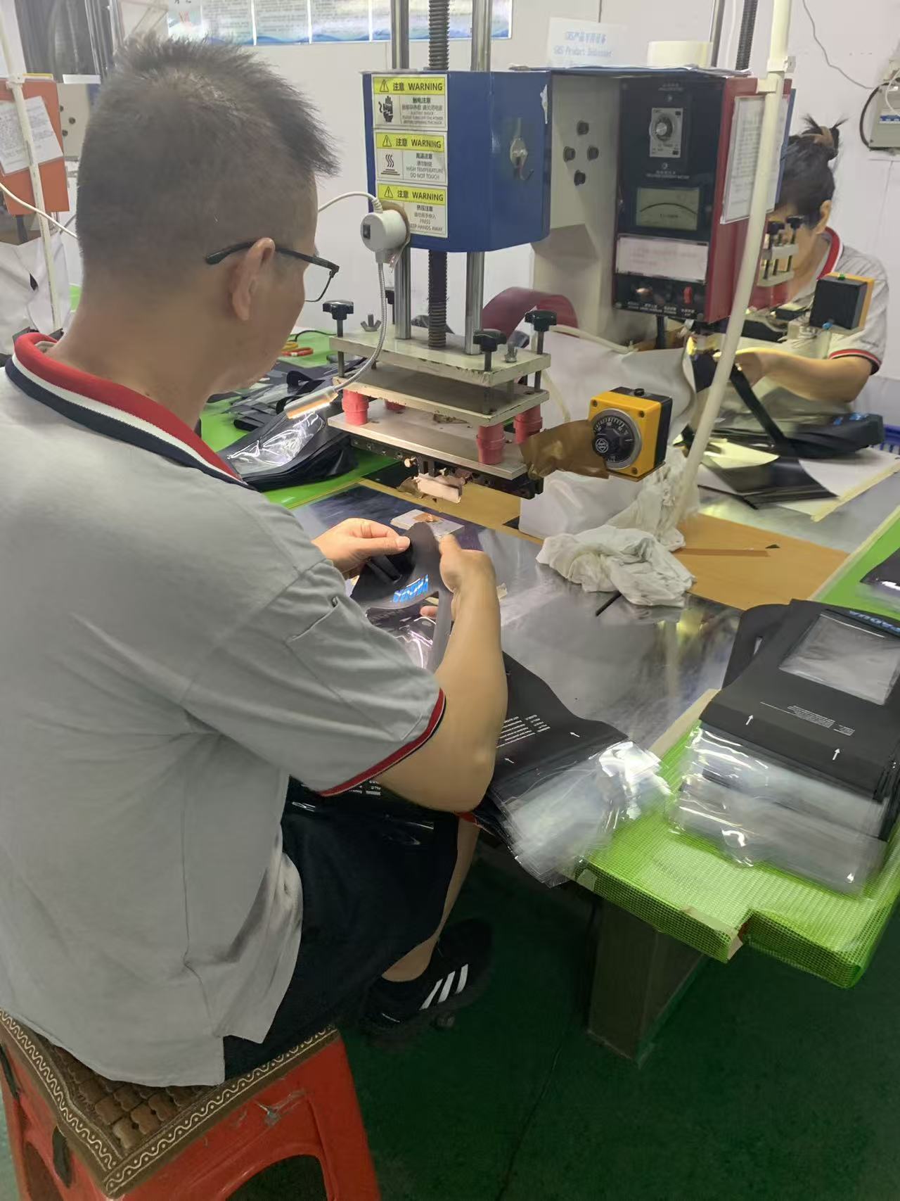 Produsen Tas Kering Waterproof: Kapabilitas Pabrik lan Proses Produksi