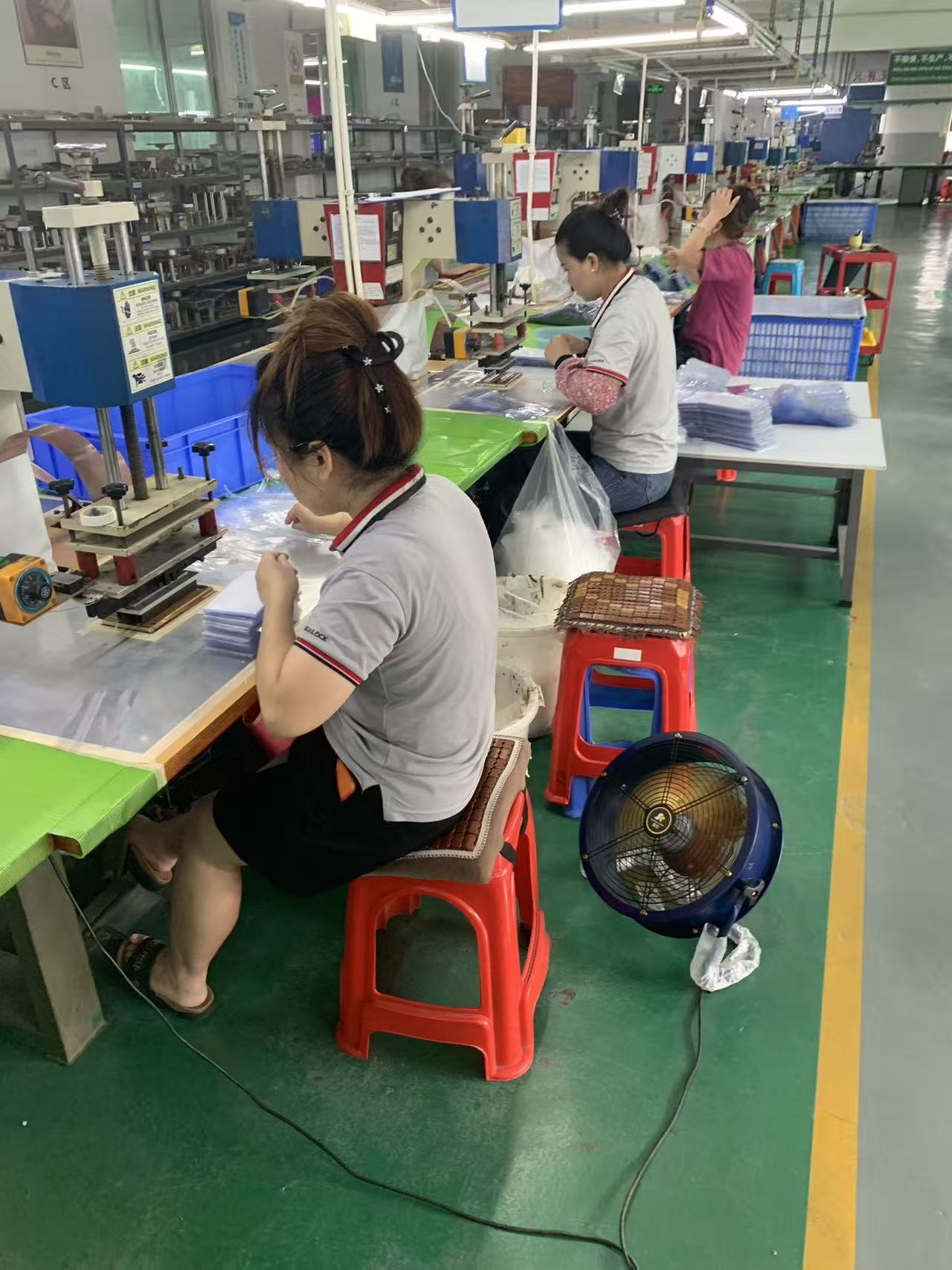 Pabrik Kantong Kering: Kapasitas Produksi lan Standar Kualitas